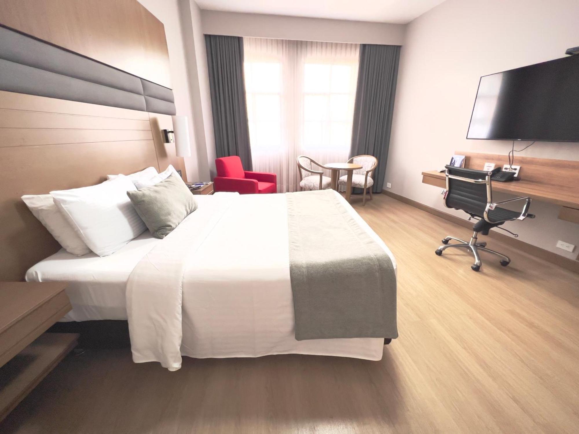 Hotel Dann Carlton Cali Luaran gambar