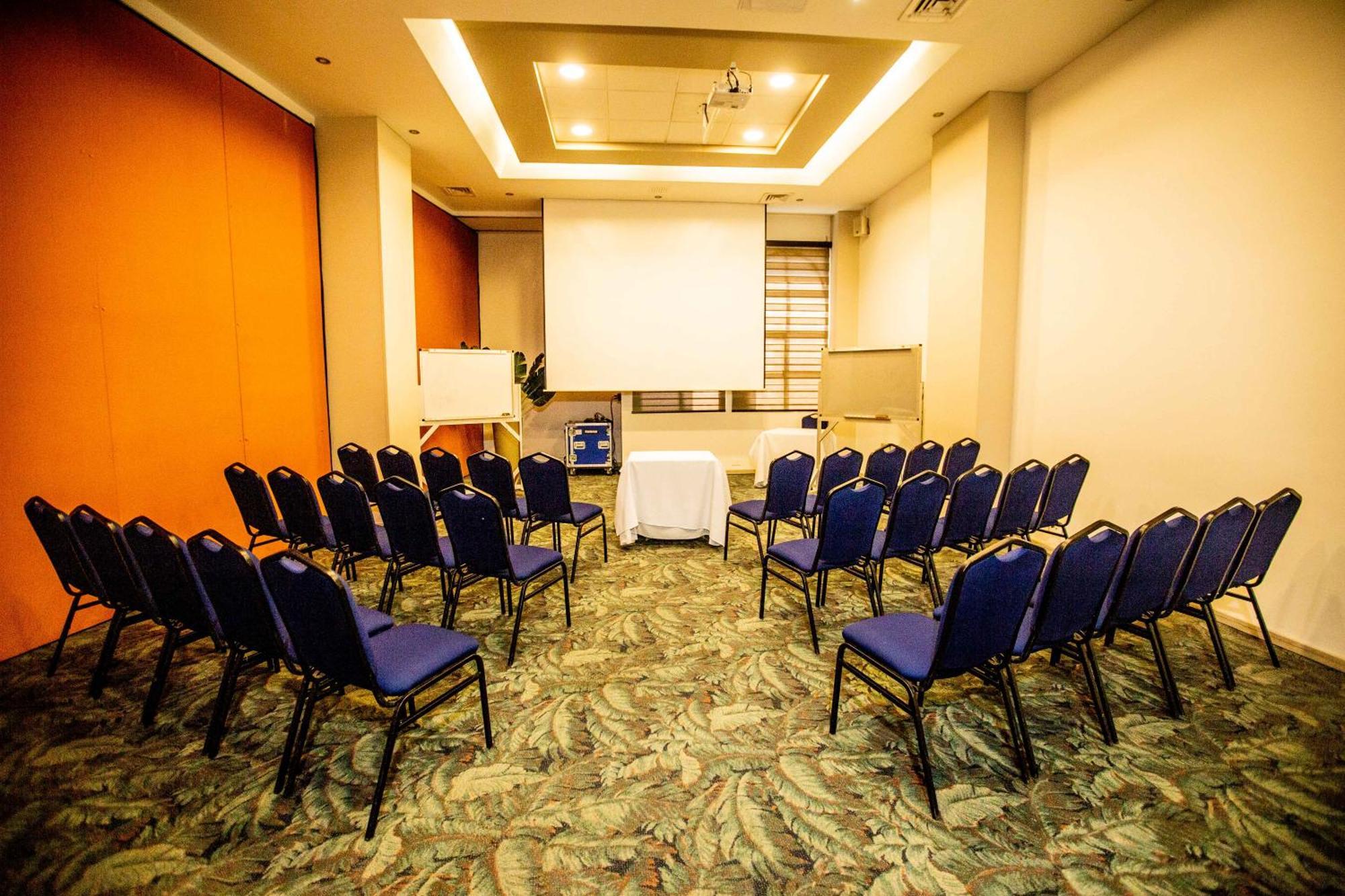 Hotel Dann Carlton Cali Luaran gambar