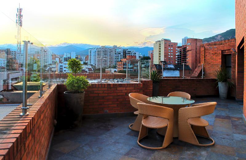 Hotel Dann Carlton Cali Luaran gambar