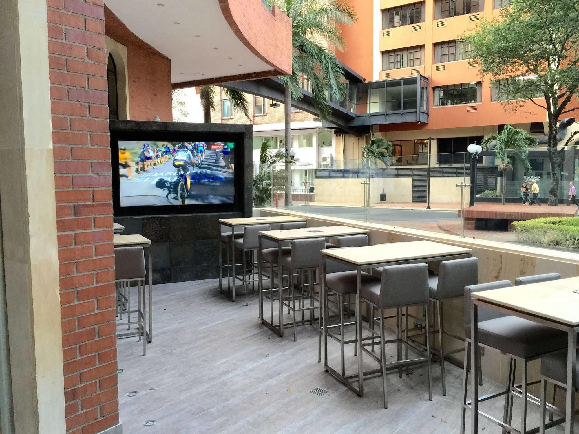 Hotel Dann Carlton Cali Luaran gambar