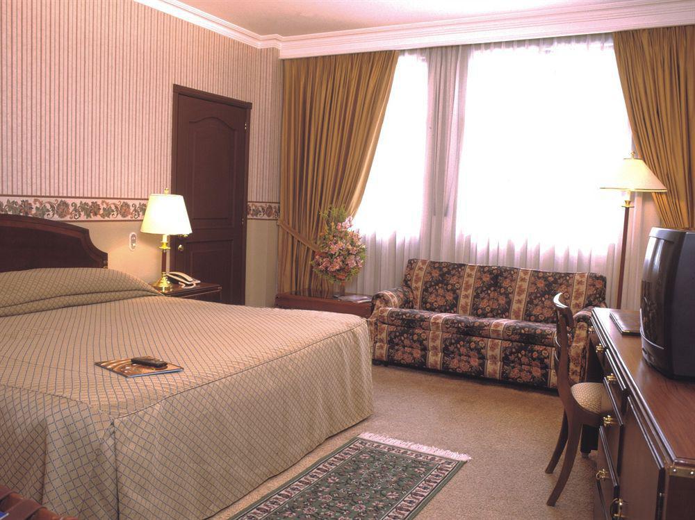 Hotel Dann Carlton Cali Bilik gambar